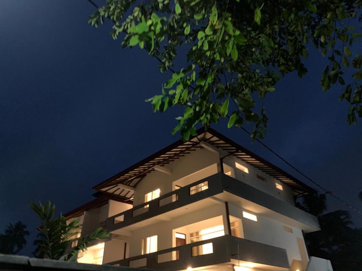 Anveela Hotel Beruwala Exterior photo