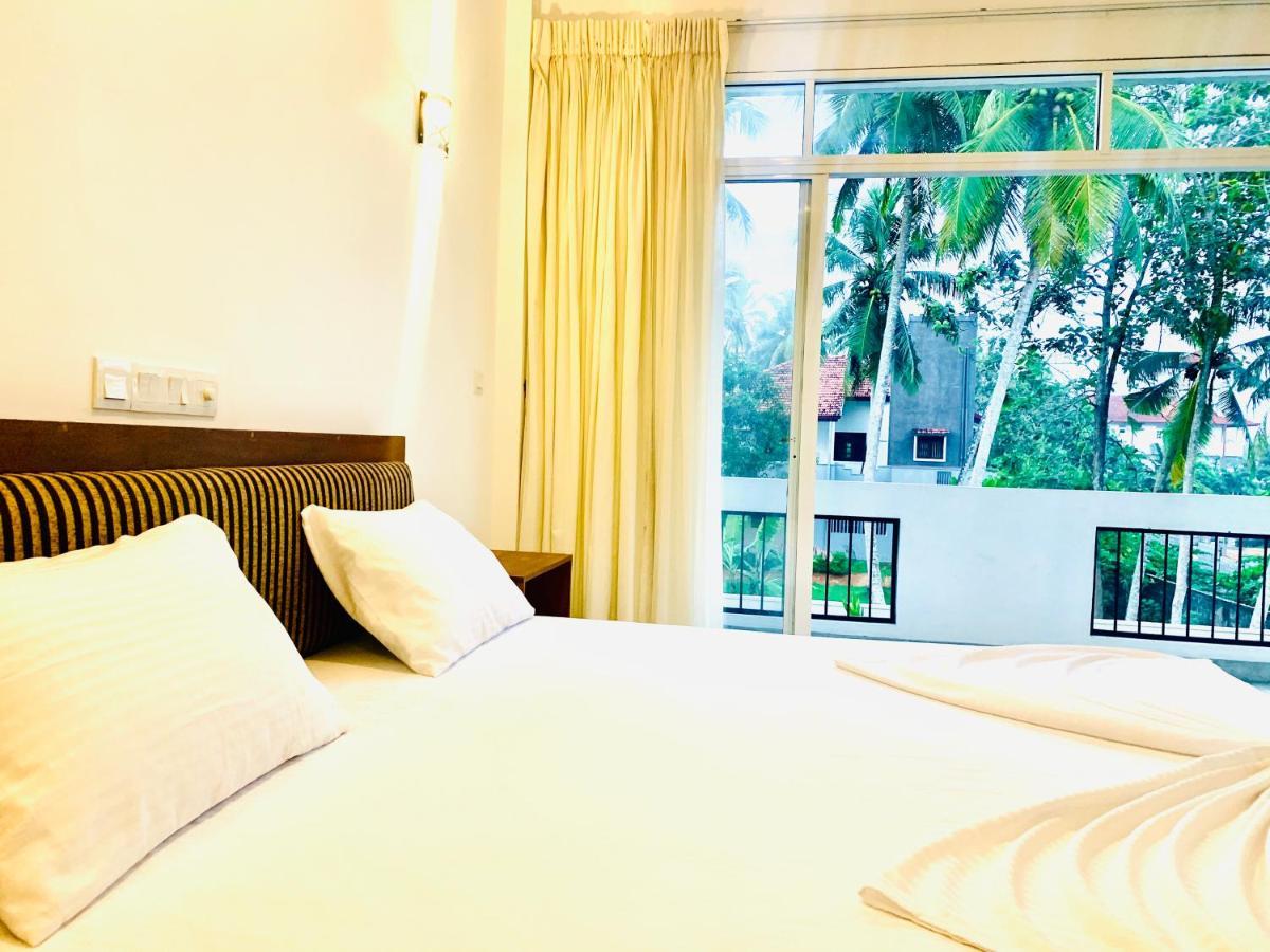 Anveela Hotel Beruwala Exterior photo